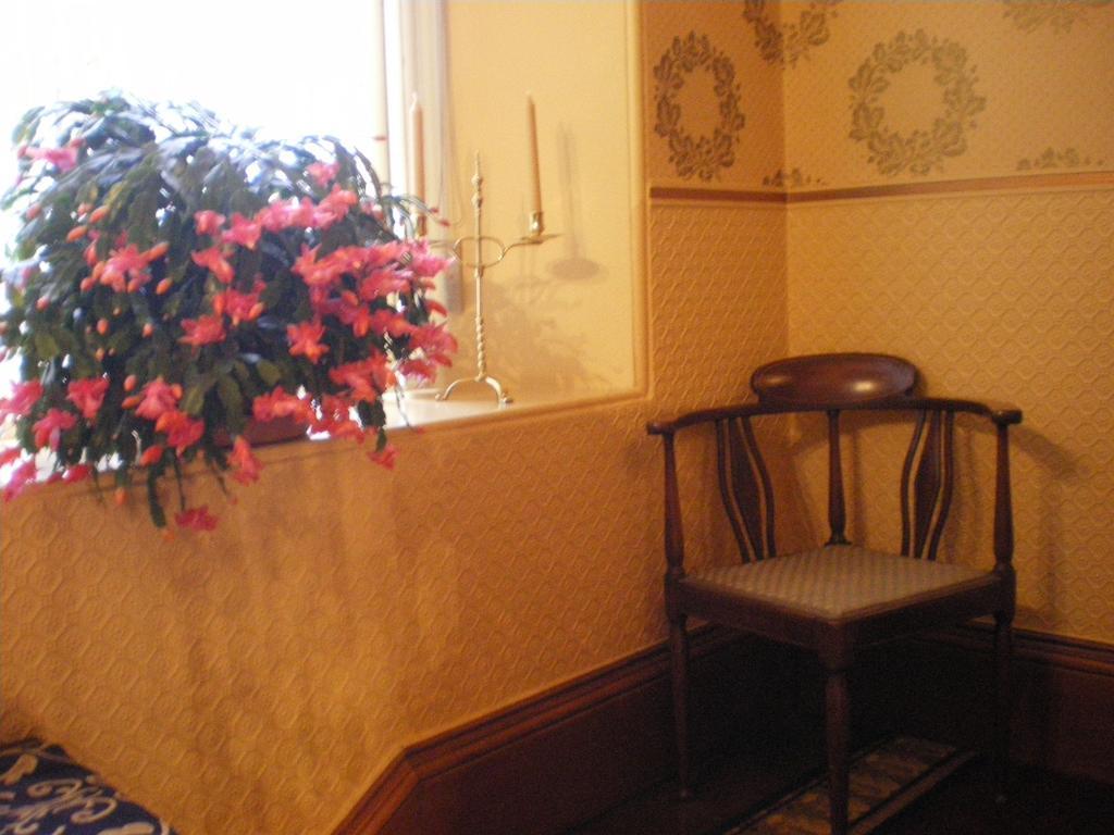 Langley Bank Guest House Ер Екстер'єр фото